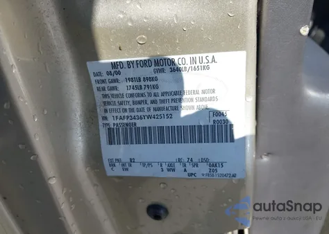 2000 Ford Focus Se from USA, damaged, VIN 1FAFP3436YW425152